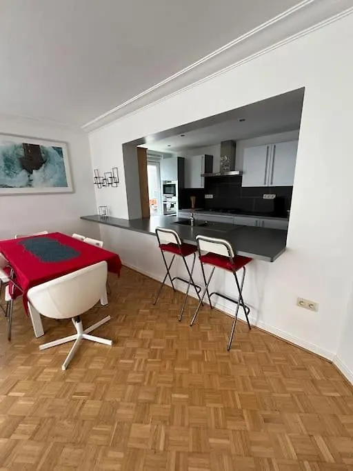 Tres Belle Appartement Proche Du Centre De Bruxelles 0*, Brussels Belgium